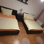 Spacious 3BDR Wenceslas Square