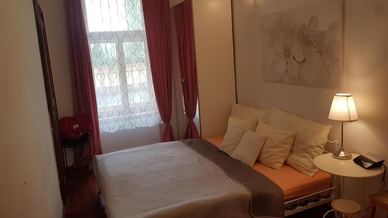 Apartamento Spacious 3bdr Wenceslas Square *