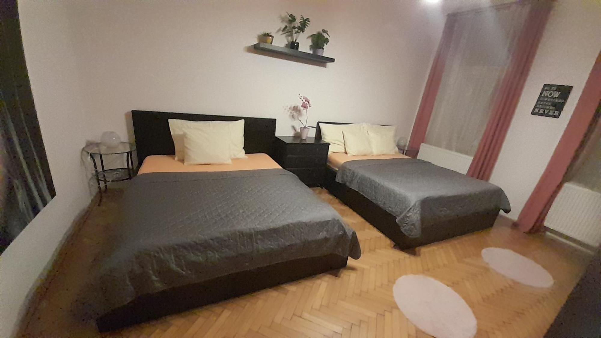 Apartamento Spacious 3bdr Wenceslas Square